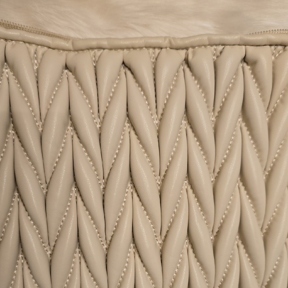 Shiraleah Cream Shoulder Bag with Quilted Texture - Picture 8 of 13